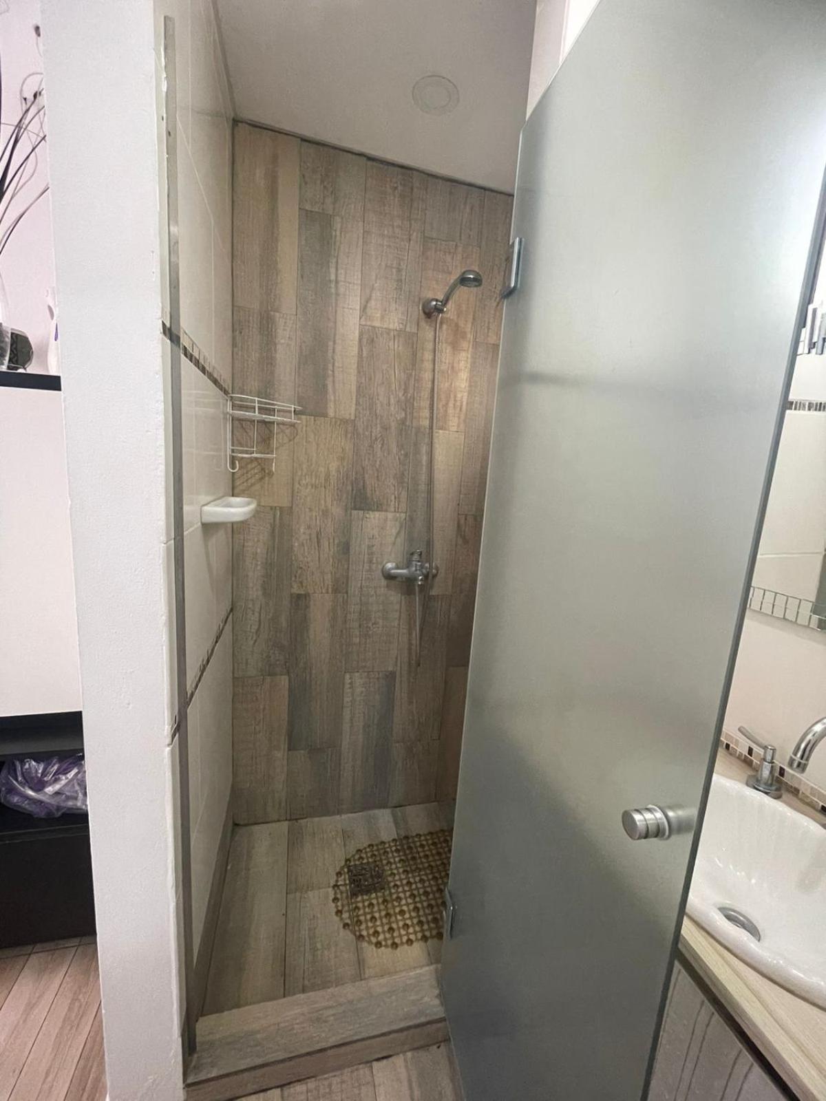 1 Nuestro Lugar A 15 Minutos Del Aeropuerto Tranfer Opcional Desde Y Al Aeropuerto De 24 Pet Friendly Apartment