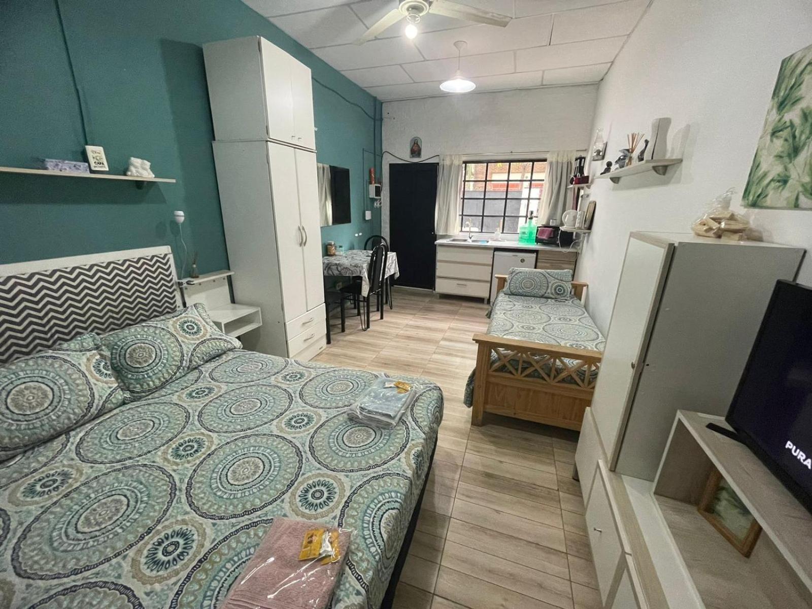 1 Nuestro Lugar A 15 Minutos Del Aeropuerto Tranfer Opcional Desde Y Al Aeropuerto De 24 Pet Friendly Apartment *
